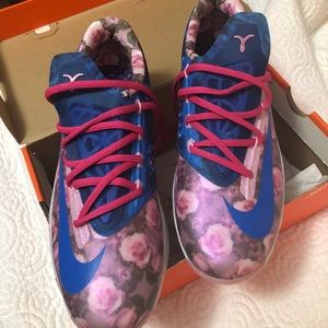 KD6 Aunt Pearl - Never worn!